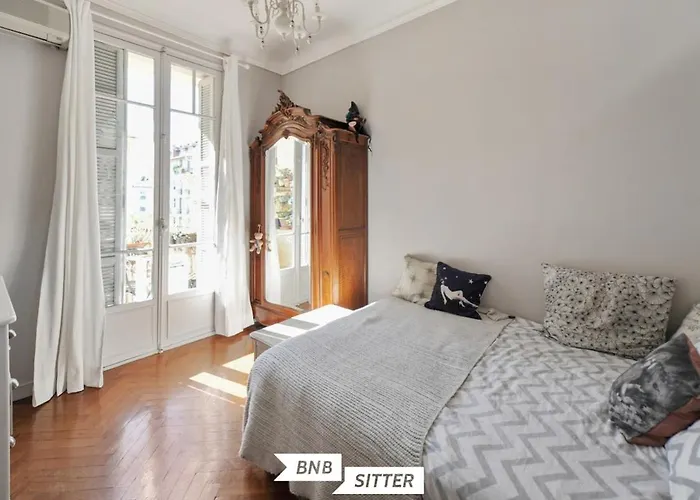 Apartment Bohemian Style And Luminous Balcony Nizza