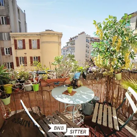 Bohemian Style And Luminous Balcony Apartament